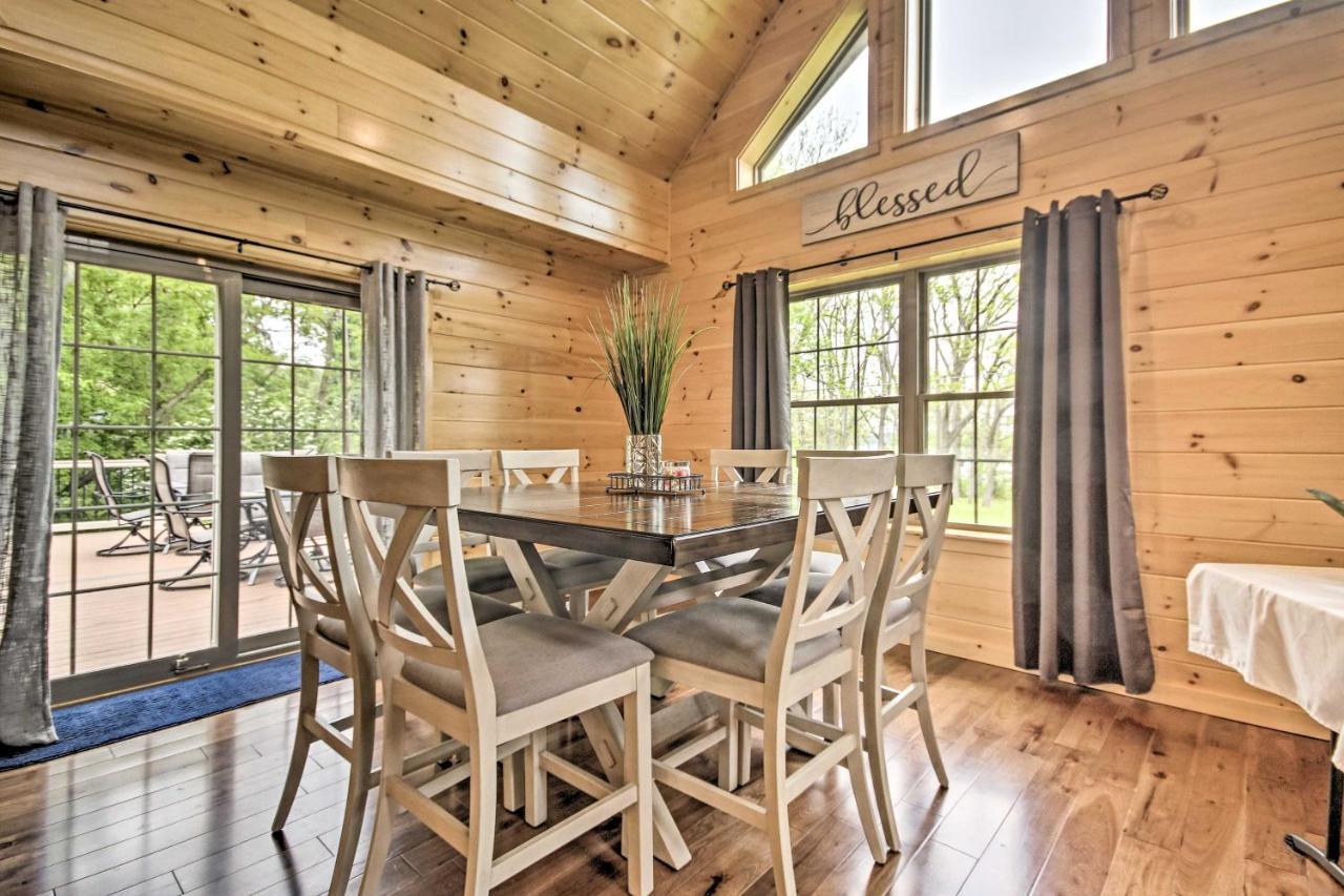 Pet-Friendly Lakeview Cabin With Hot Tub! Wrightsville Exterior foto