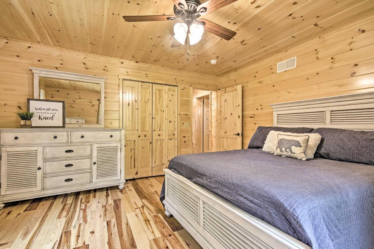 Pet-Friendly Lakeview Cabin With Hot Tub! Wrightsville Exterior foto